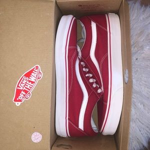 Old Skool Vans red